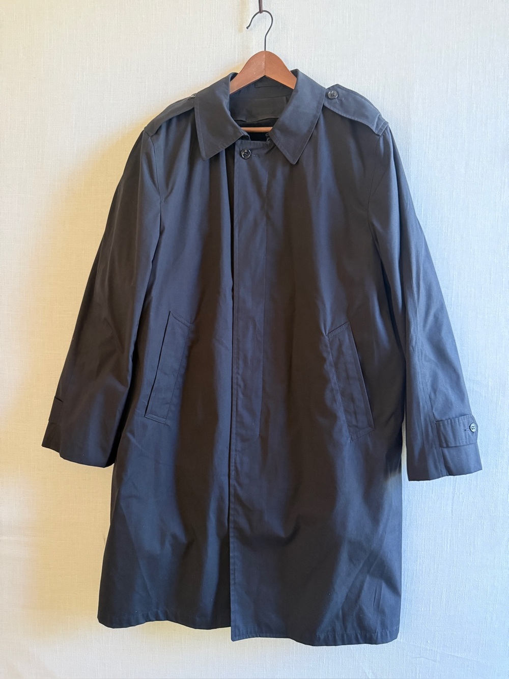 ⁠Vintage US Navy Creighton Black All Weather Trench Coat with Zip Liner 44R⁠